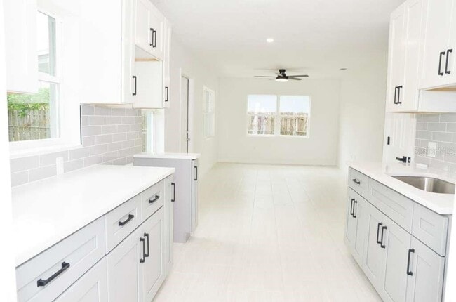 Building Photo - 1505 38th St