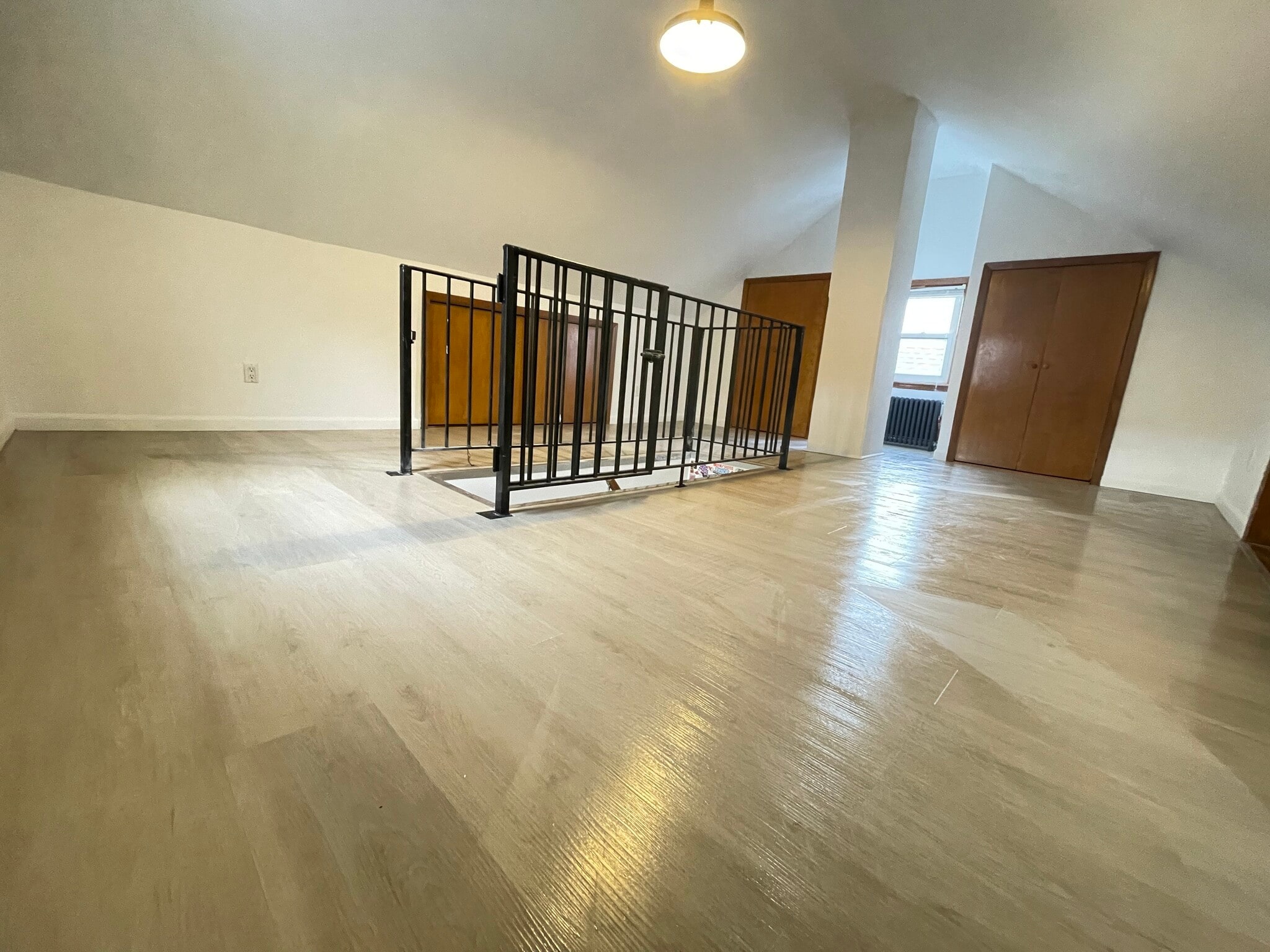 Attic - 4848 207th St