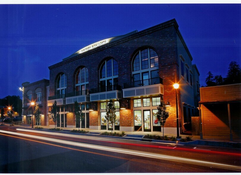 Building Photo - 915 Sutter St