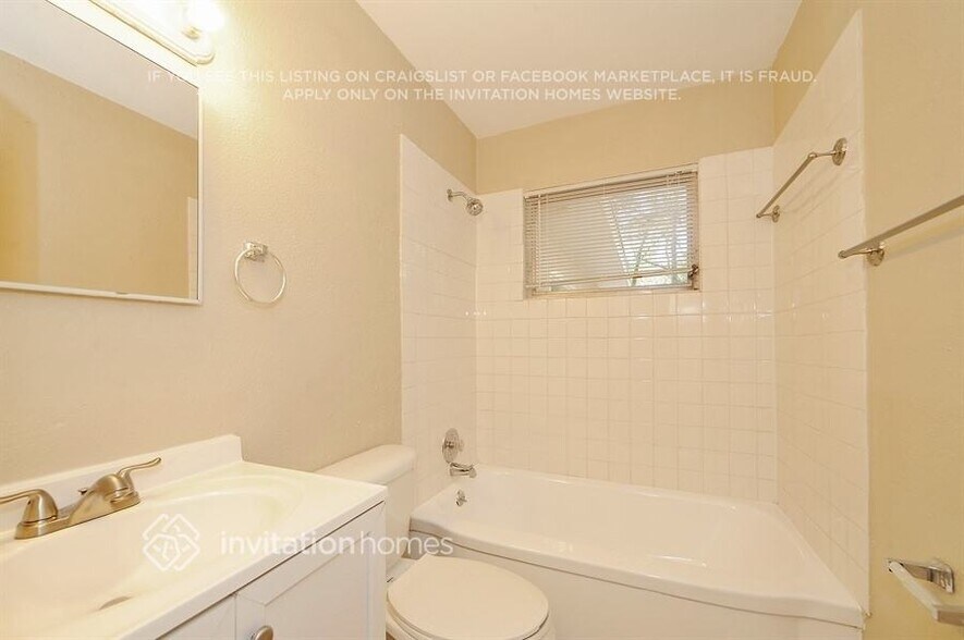 Building Photo - 1345 Terrace Rd