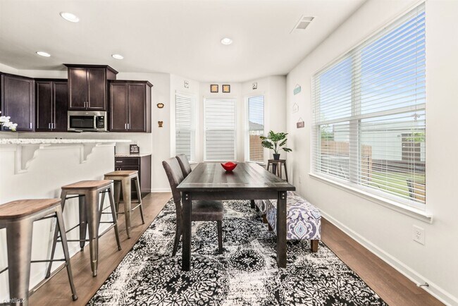 Building Photo - 3 br, 2.5 bath House - 839 Regal Lane