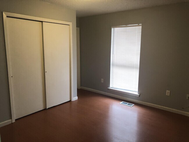 Building Photo - 3333 12th Ave