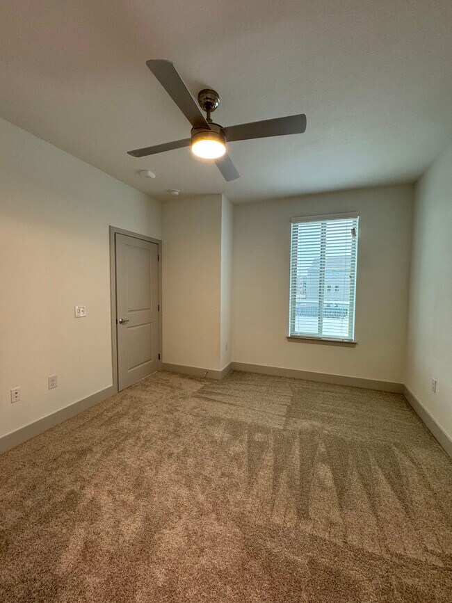 Building Photo - 5436 Huffines Blvd