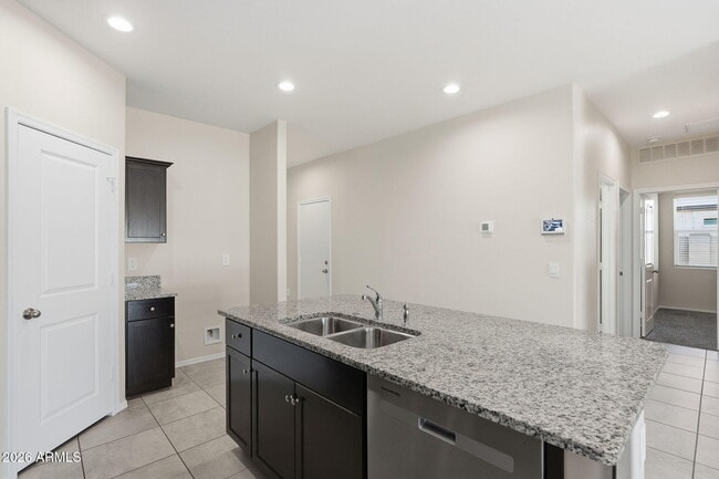 Building Photo - 3766 S 247th Ave