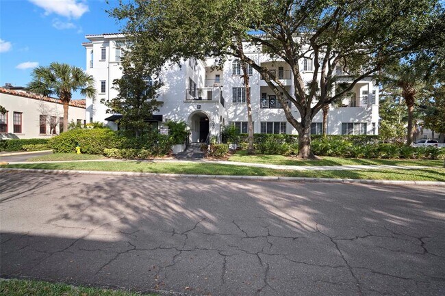 Building Photo - 435 S Oregon Ave