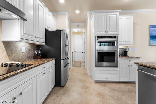 Building Photo - 9419 Piacere Way