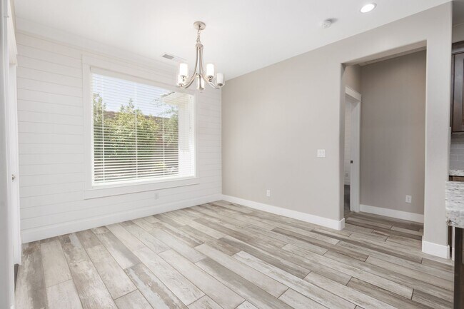 Building Photo - 3204 E 2840 S