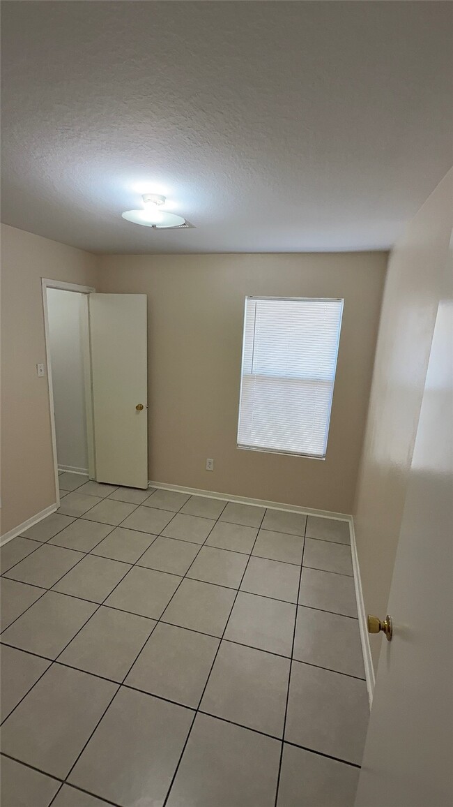 Building Photo - 1103 Laurel Chase Tr