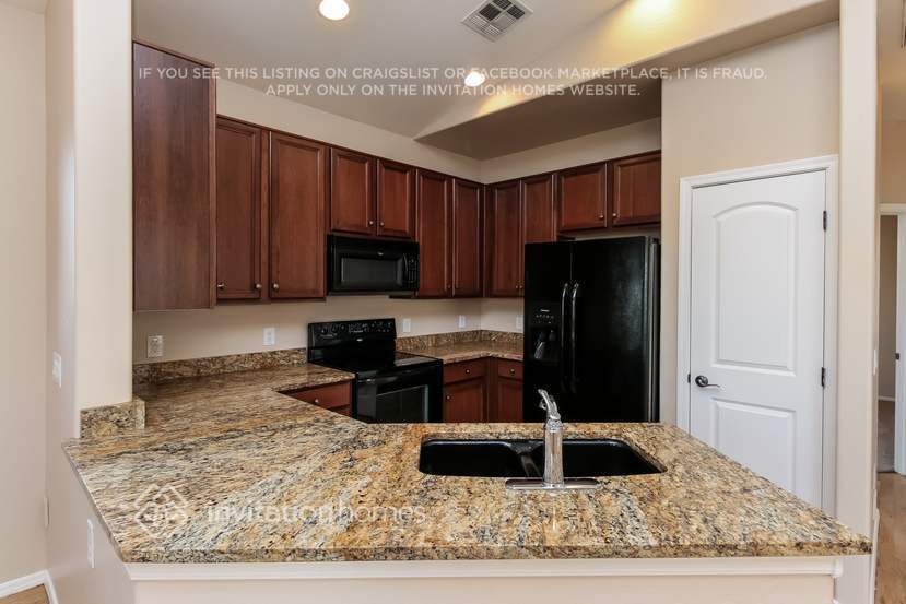 Building Photo - 4093 E Jasper Dr