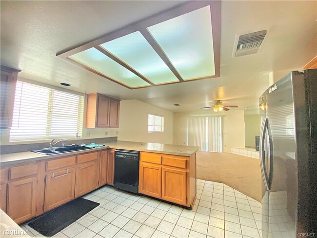 Building Photo - 4 br, 2 bath House - 28070 Avenida Maravilla