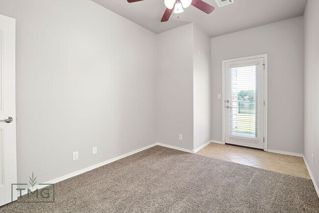Building Photo - Luxury Gated Patio Home | 2 Bed, 2 Bath | Owasso, OK | Lawn Care Included