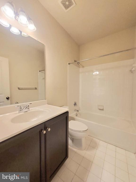 Building Photo - 135 Prado Ln