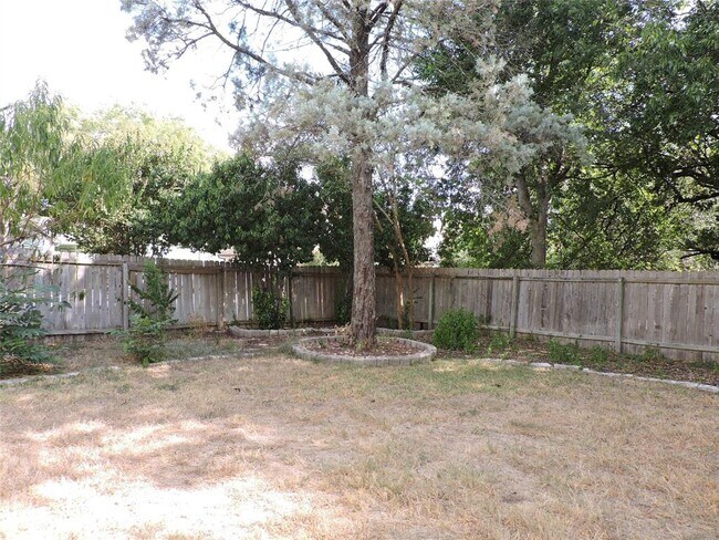 Building Photo - 12609 Deer Falls Dr