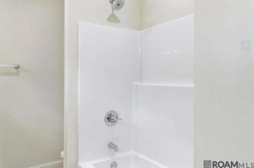 Building Photo - 6908 Goya Ave