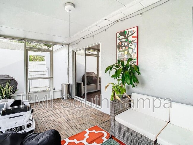 Building Photo - 2760 Braham Ct