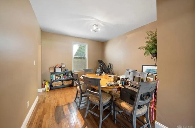 Building Photo - 3150 Linwood Ave