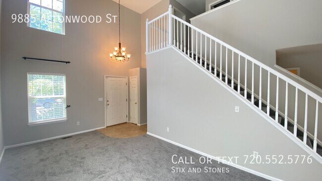 Building Photo - 9885 Aftonwood St