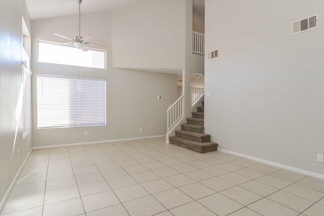 Building Photo - 4910 Rancho Domingo Ct