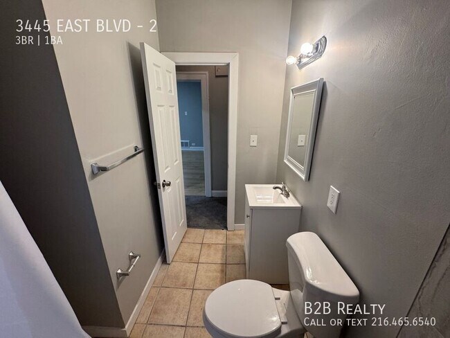 Building Photo - 3445 East Blvd