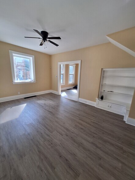 Living room - 1744 Park Ave