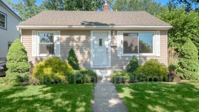 Primary Photo - 6703 Campbell St