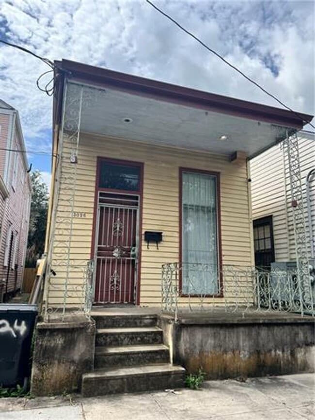Building Photo - 3026 Constance St