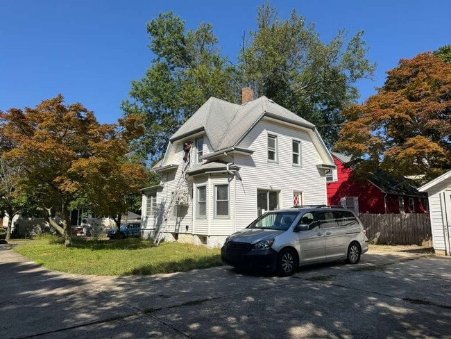 Building Photo - 17 Arcadia Pl