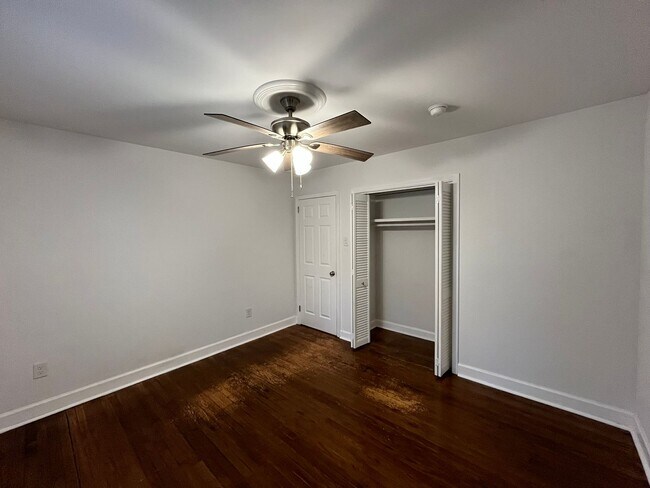 Building Photo - Newly Remodeled 3BD, 2BA Raleigh Home with Fenced Yard in Prime Location Near Downtown Raleigh, N...