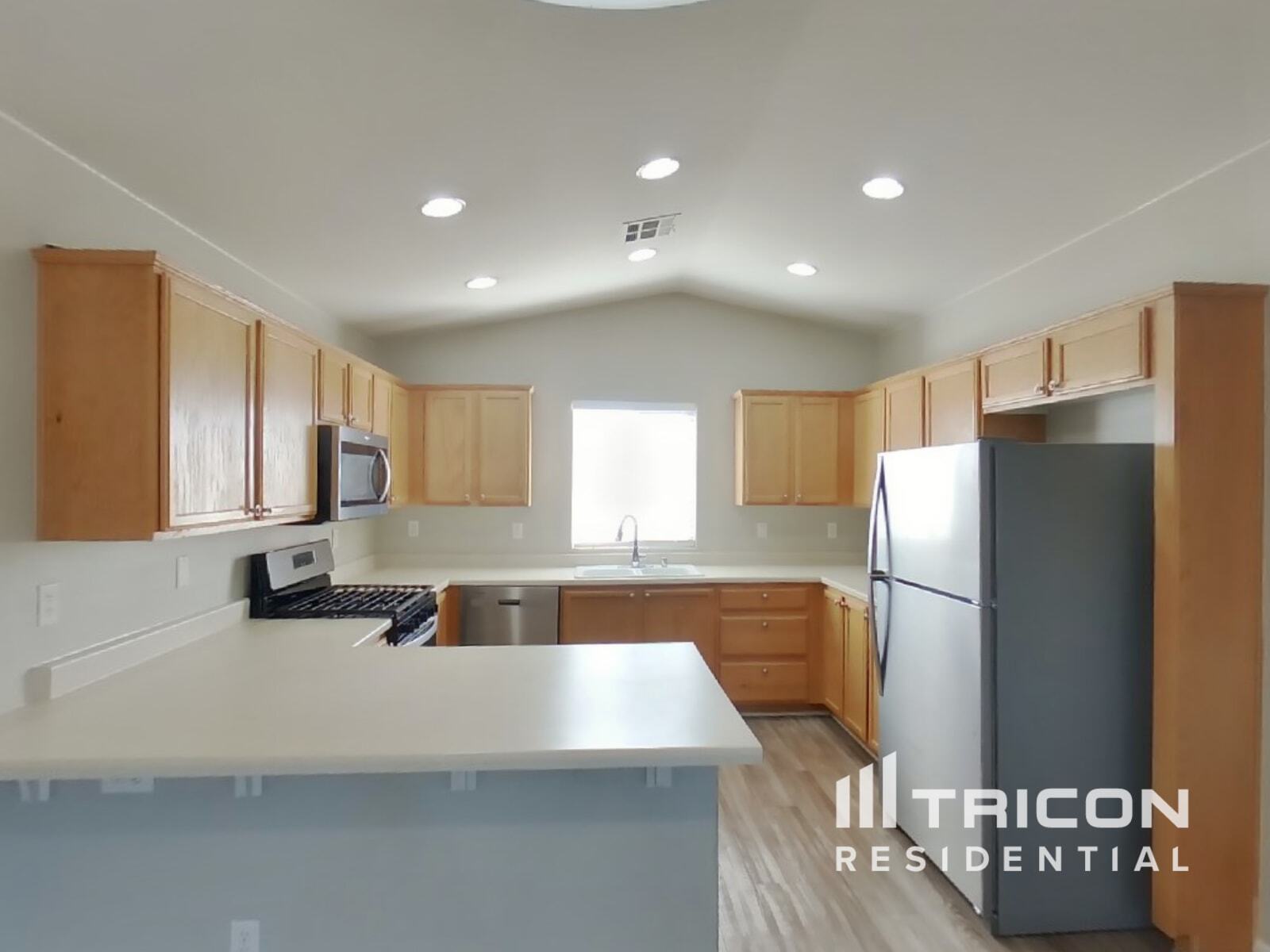 Building Photo - 3613 E Carisbrook Dr