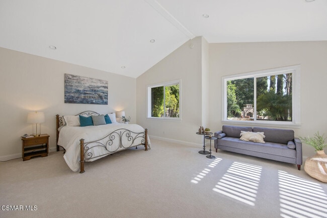 Building Photo - 758 Camino Dos Rios