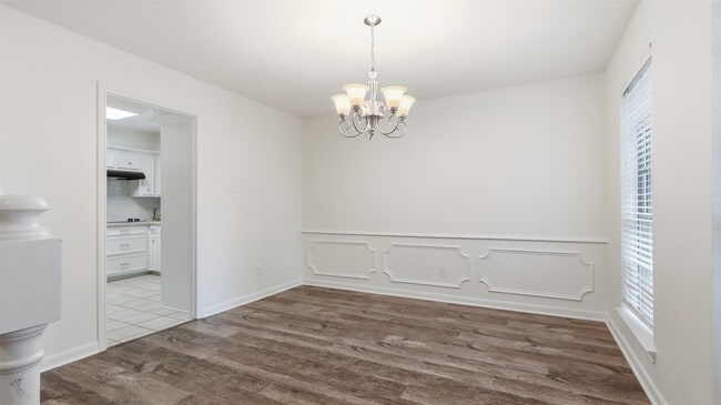 Building Photo - 2715 Wild Ridge Dr