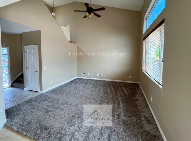 Building Photo - 7722 Barn Owl Dr