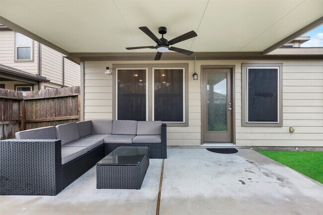 Building Photo - 2542 White Bluff Ln