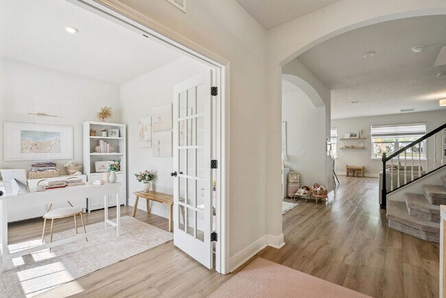 Building Photo - 1606 Chelsea Manor Cir