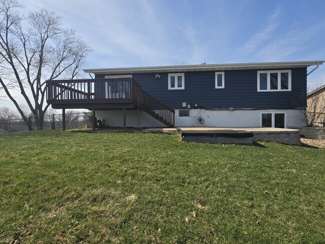 Building Photo - 3835 Lost Valley Rd SE