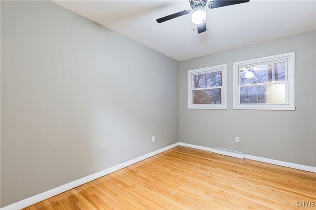 Building Photo - 4 1st St