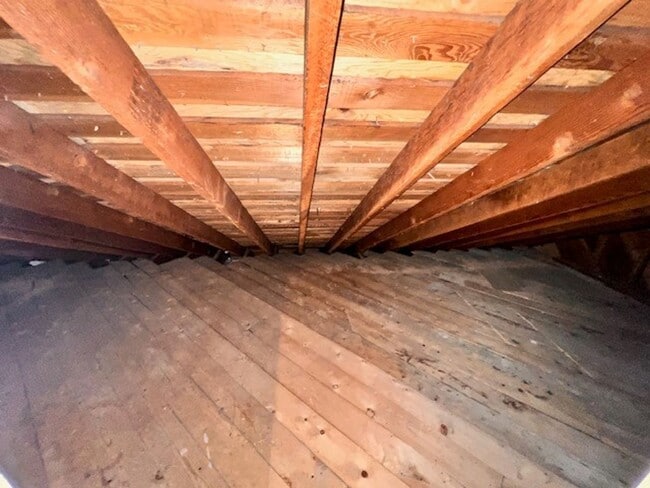 Building Photo - 1416