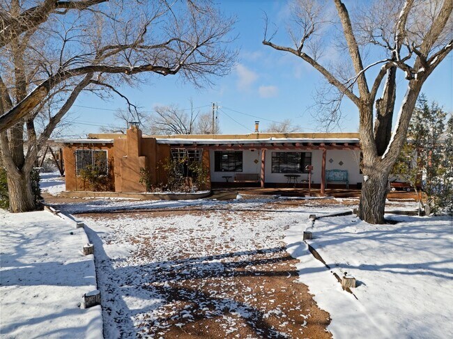 Building Photo - 27633 W Frontage Rd