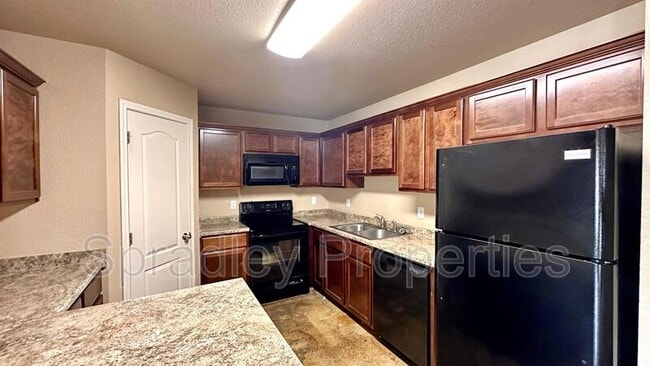 Building Photo - 4841 B Deep Drive