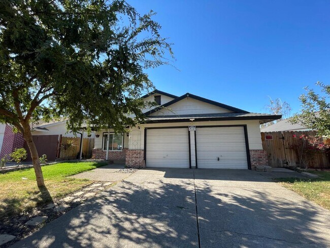 Building Photo - 6128 Chickasaw Ct