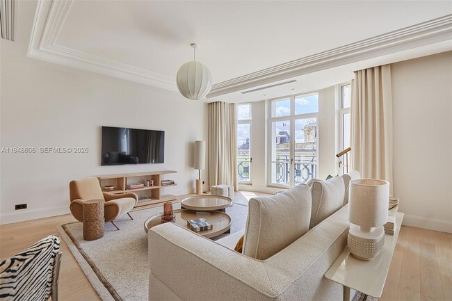 Building Photo - 9 Avenue Frederic Le Play Ave