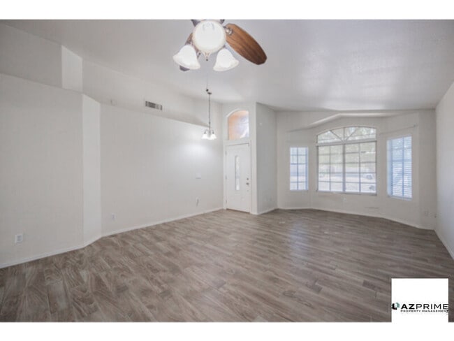 Building Photo - Exquisite 3/2 Chandler Home - Cul-de-Sac C...