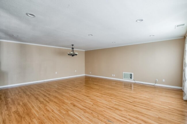 Building Photo - 4754 Bret Harte Ct