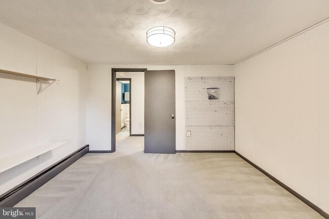 Building Photo - 4422 Neptune Dr