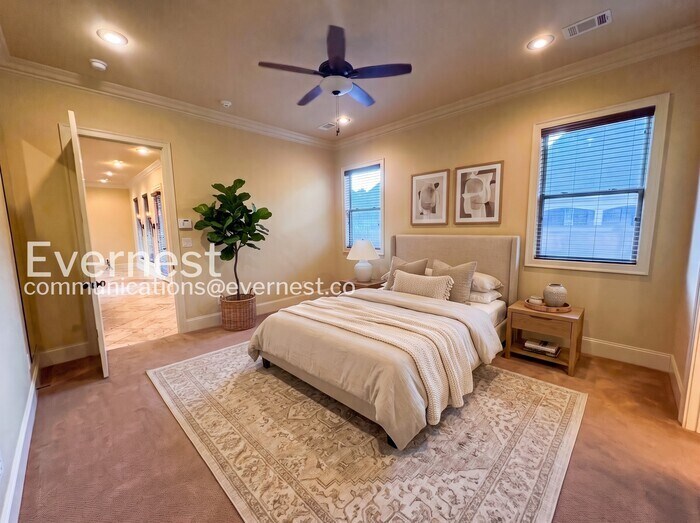Building Photo - 11 Willow Cove