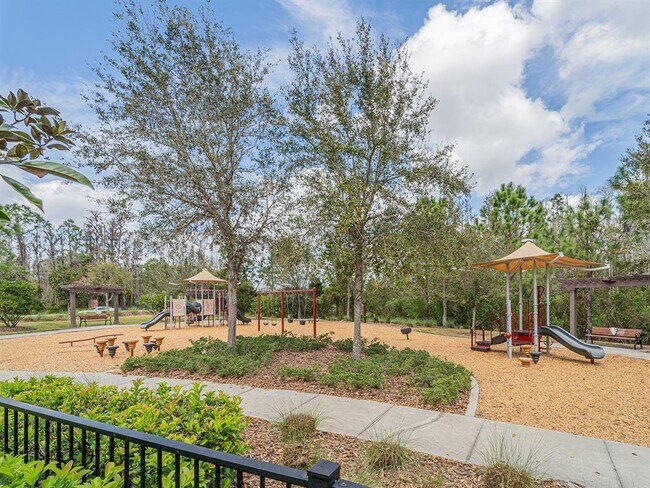 Building Photo - 28923 Lucero Ln
