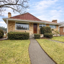 Building Photo - 2903 W Princeton Ave