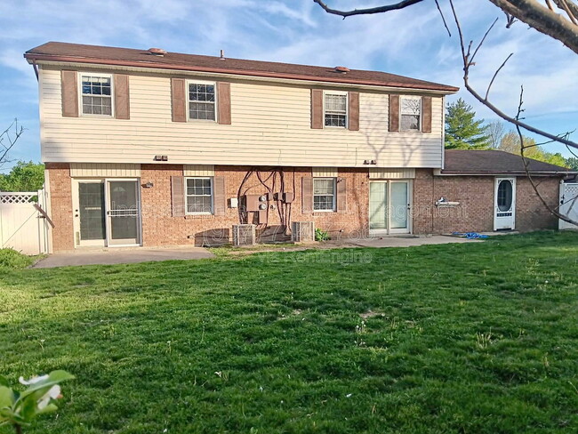 Building Photo - 1173 Navaho Dr