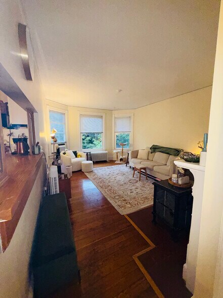 Building Photo - 56 Windle Park