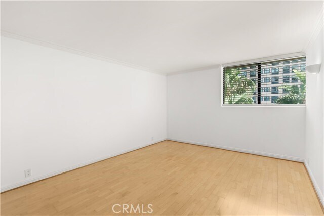 Building Photo - 10535 Wilshire Blvd
